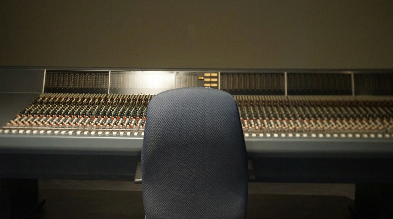Front-facing view of the large console inside the Performance Suite